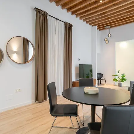 Centro El Conde By Renthas Apartment Malaga